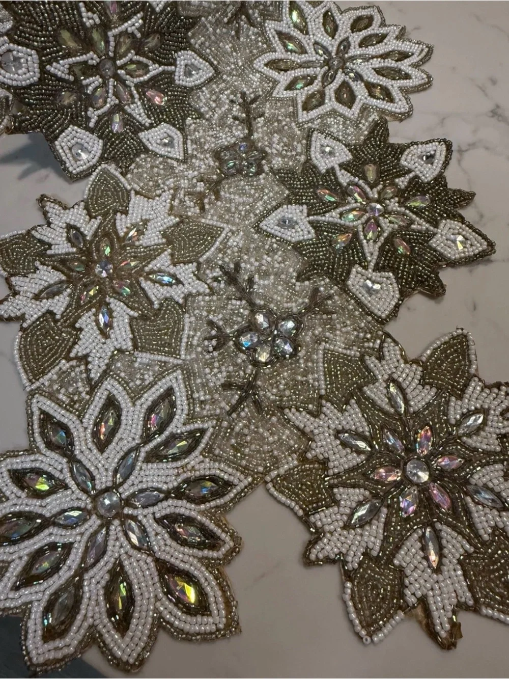 Pier 1 Imports Beaded Sequins Snow Flakes Winter Table Runner Silver Christmas